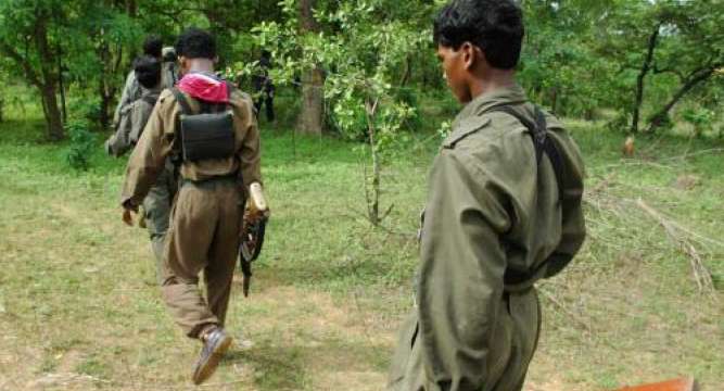 10naxalssurrenderinchhattisgarh